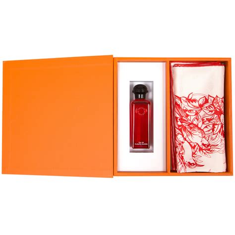 hermes rhubarb gift set.